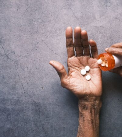Taking medication this summer? What you need to know about sun and heat exposure - Photo by Towfiqu barbhuiya on Pexels