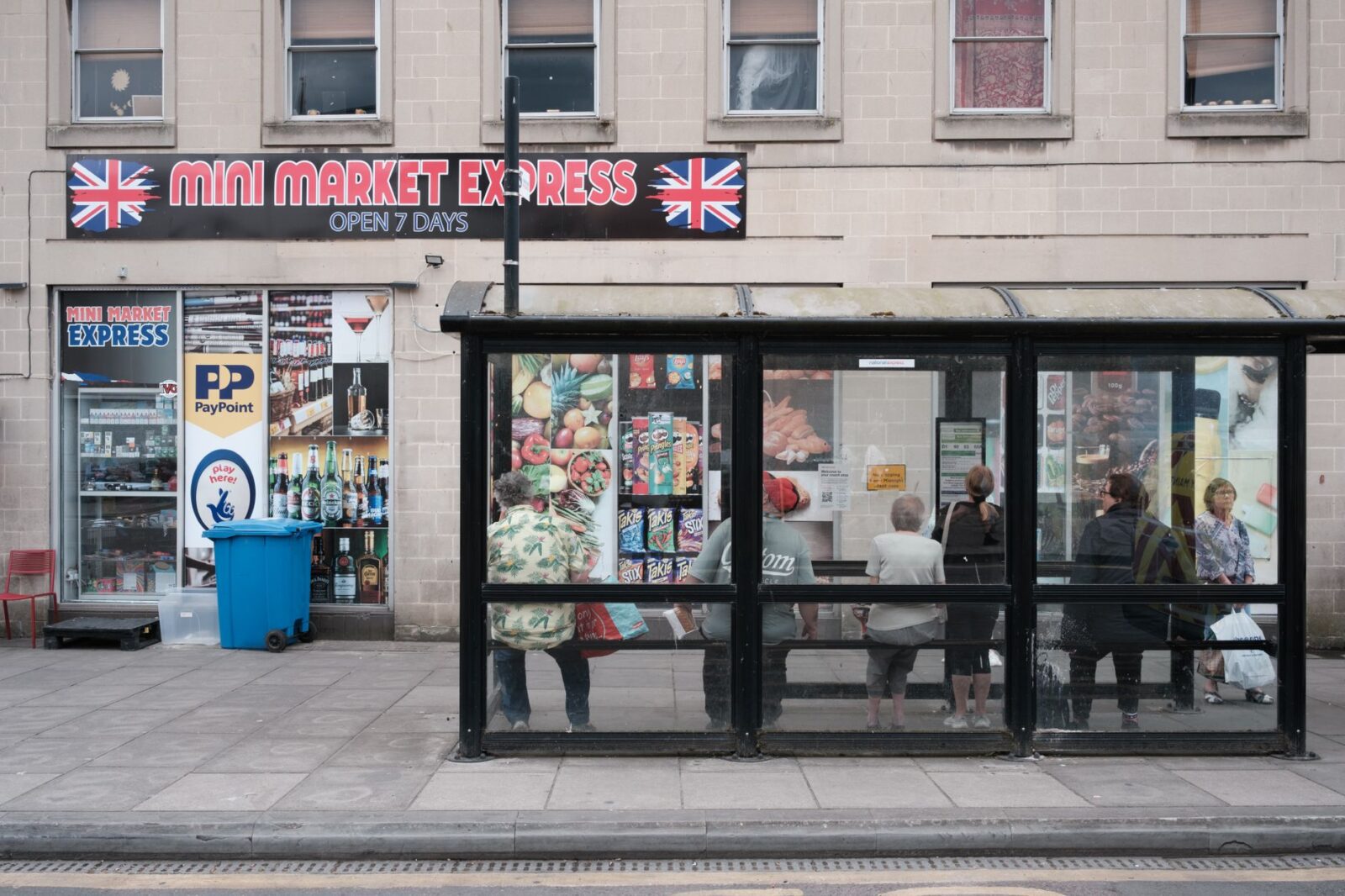 PM vows to save “hollowed out high streets” with crackdown on vape and betting shops - Photo by Ben Prater on Pexels