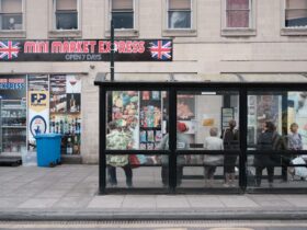 PM vows to save “hollowed out high streets” with crackdown on vape and betting shops - Photo by Ben Prater on Pexels