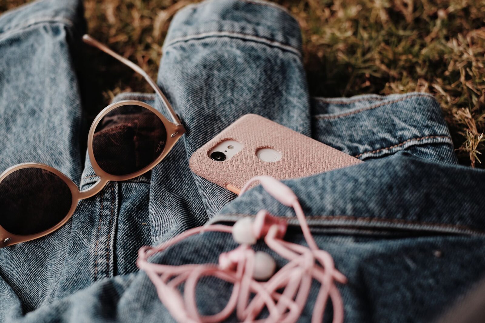 How to Pack for a 2 Week Trip in a Carry On Only - Photo by Valeriia Miller on Pexels