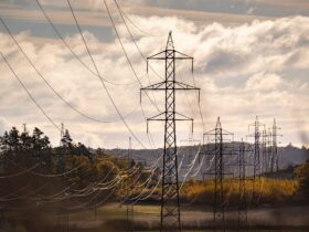 Households living near new pylons to save thousands on bills - Photo by Jiří Dočkal on Pexels