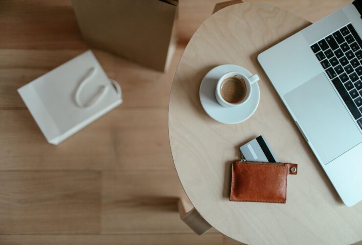How I use Savewise to stack shopping portals, credit card offers and cash back for bigger rewards - Photo by Cup of Couple on Pexels