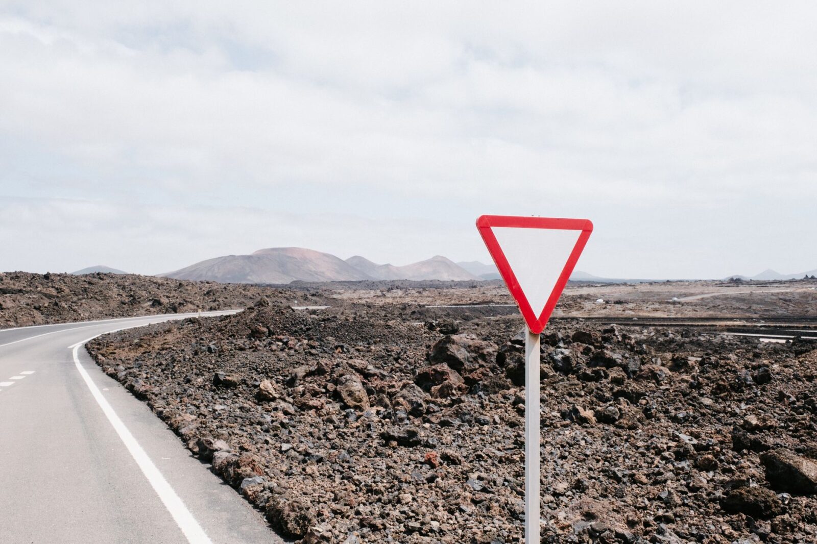 state department travel advisory - Photo by Mathias Reding on Pexels