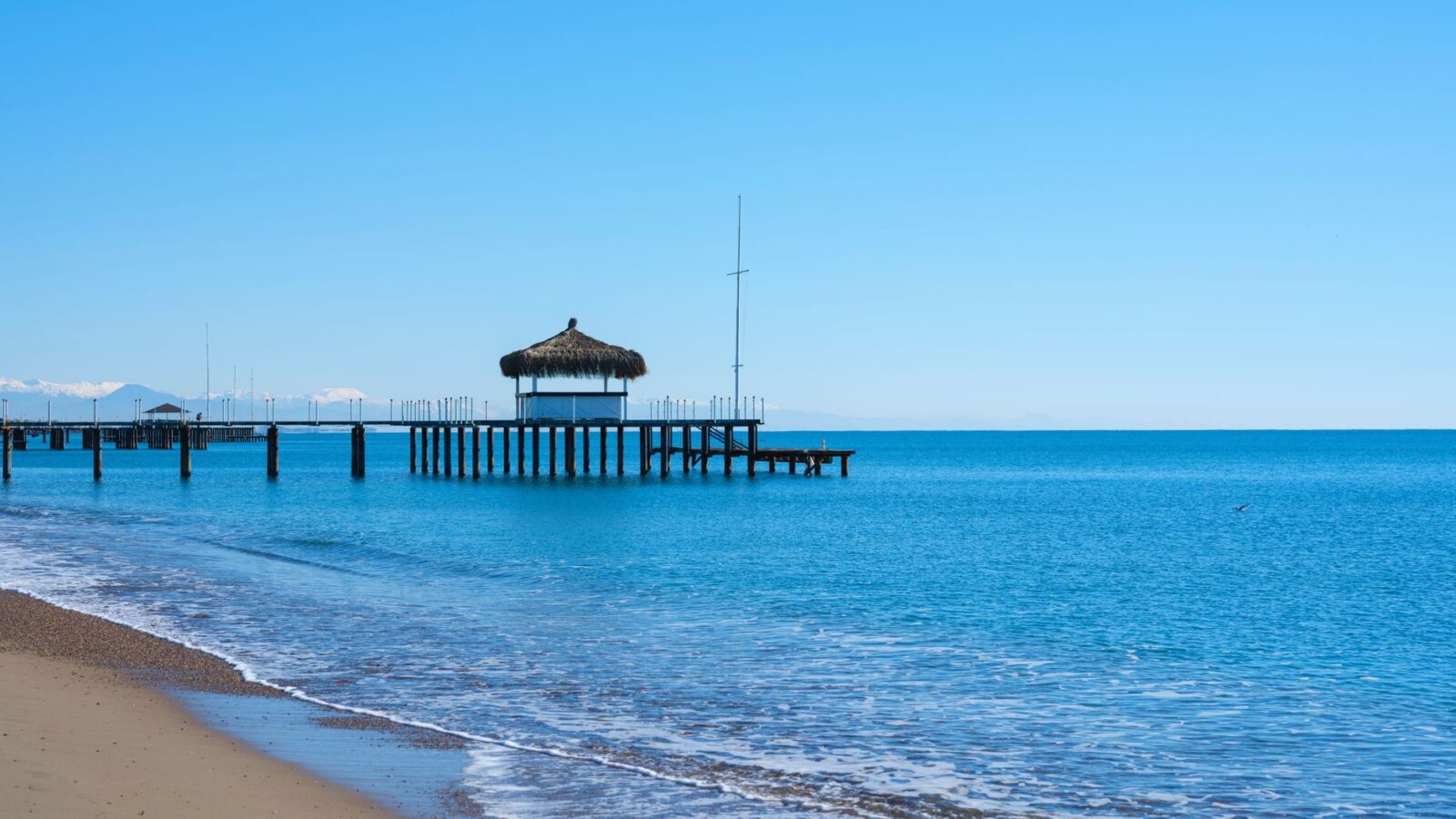 This Tiny Beach Town Is Called the ‘Caribbean of Europe’ With the Bluest Water in the World—and Summer Weather Lingers Well Into Fall - Photo by Engin Akyurt on Pexels