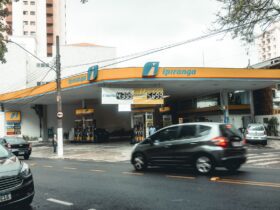 Minister Metlege Diab to highlight the extension of the federal fuel excise tax relief on gasoline, diesel, and aviation fuels for Canadians - Photo by Marcio Skull on Pexels