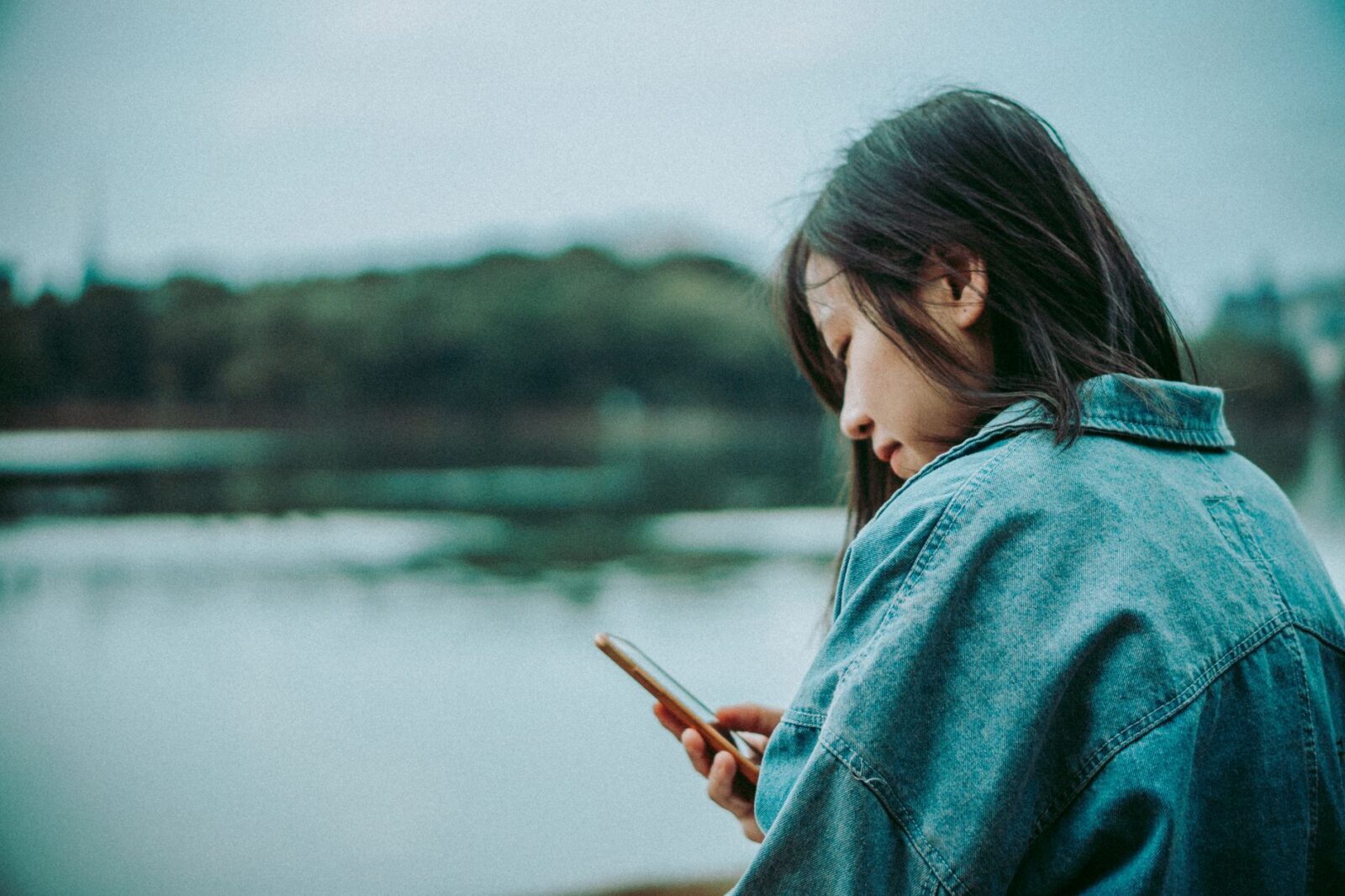 The Race for Chinese Travel Demand Is Now a Fight to Get on the AI Shortlist - Photo by Sơn Bờm on Pexels
