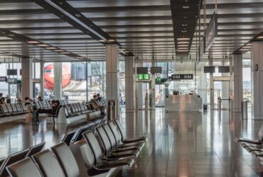 Southwest to Launch ‘At Least’ 11 Airport Lounges in Chase Partnership - Photo by Tiago Alvar on Pexels