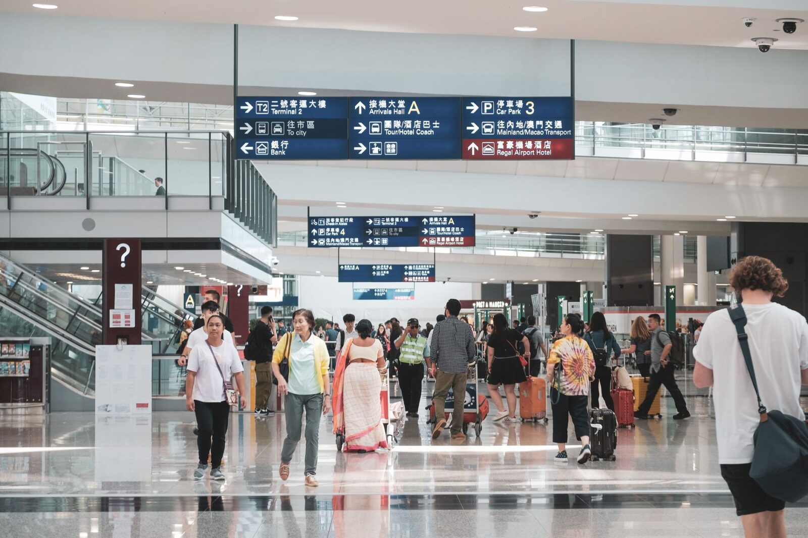 air canada travel advisory - Photo by Angelyn Sanjorjo on Pexels