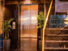 1 Hotels takes Austin, a social-focused Hyatt all-inclusive and more hotel news - Photo by SVH Manali on Pexels