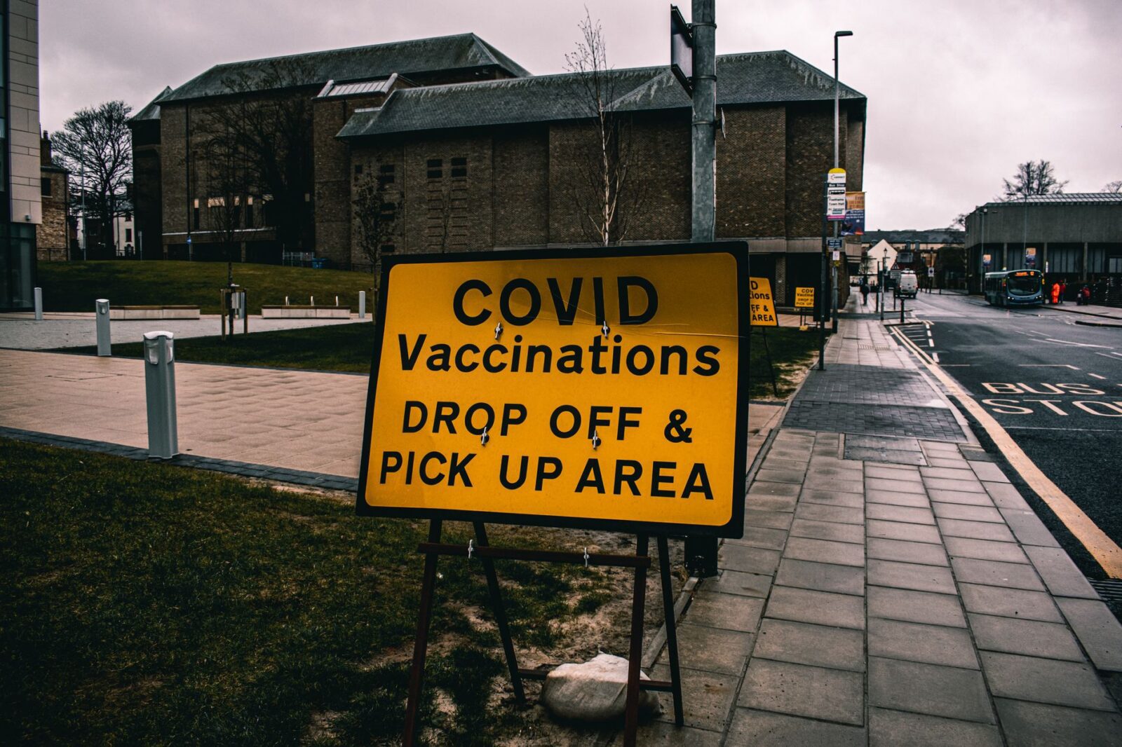 us state department travel advisory - Photo by Lewis Ashton on Pexels
