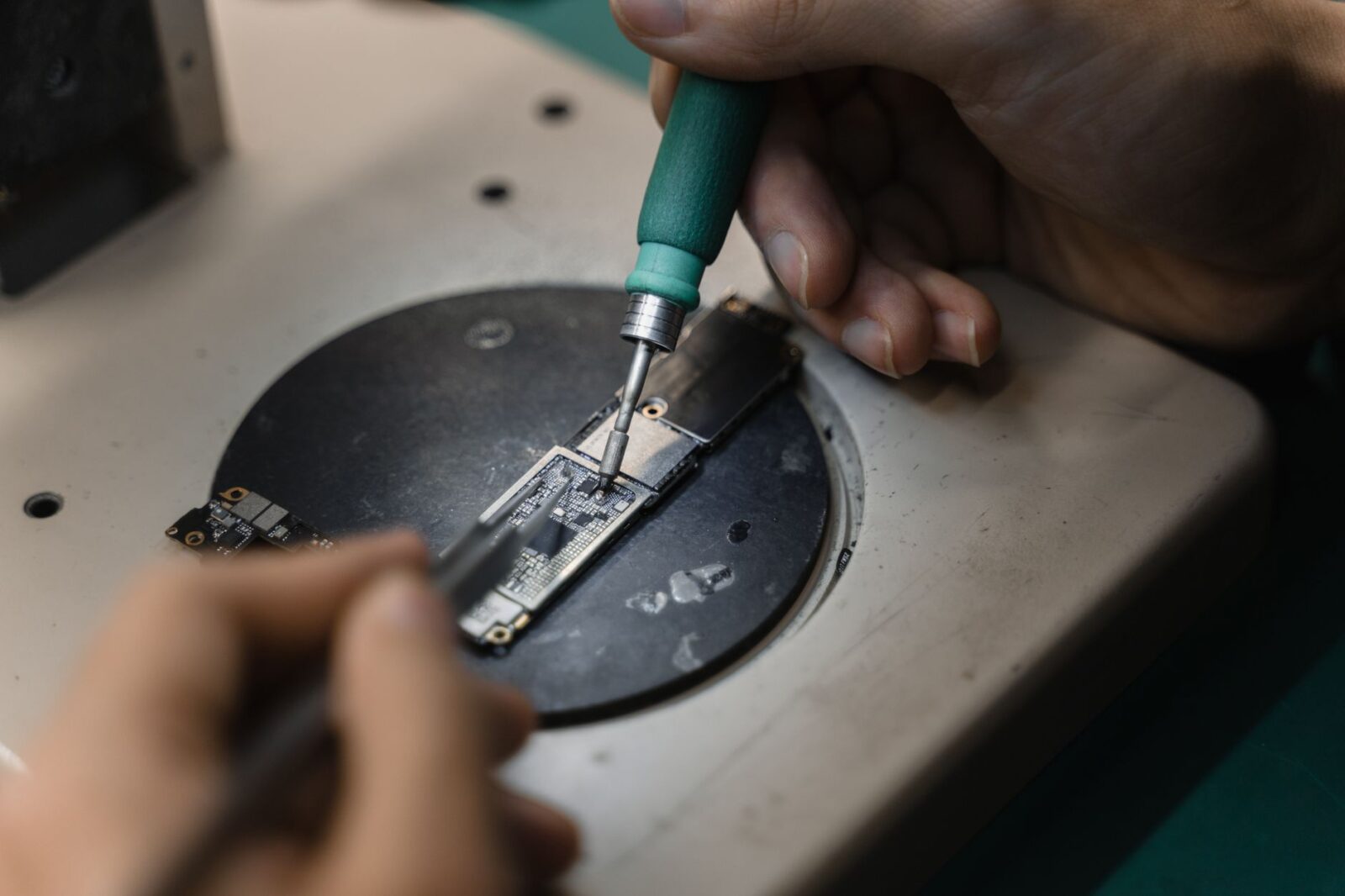 Helping shape the future of the UK space sector - Photo by Tima Miroshnichenko on Pexels