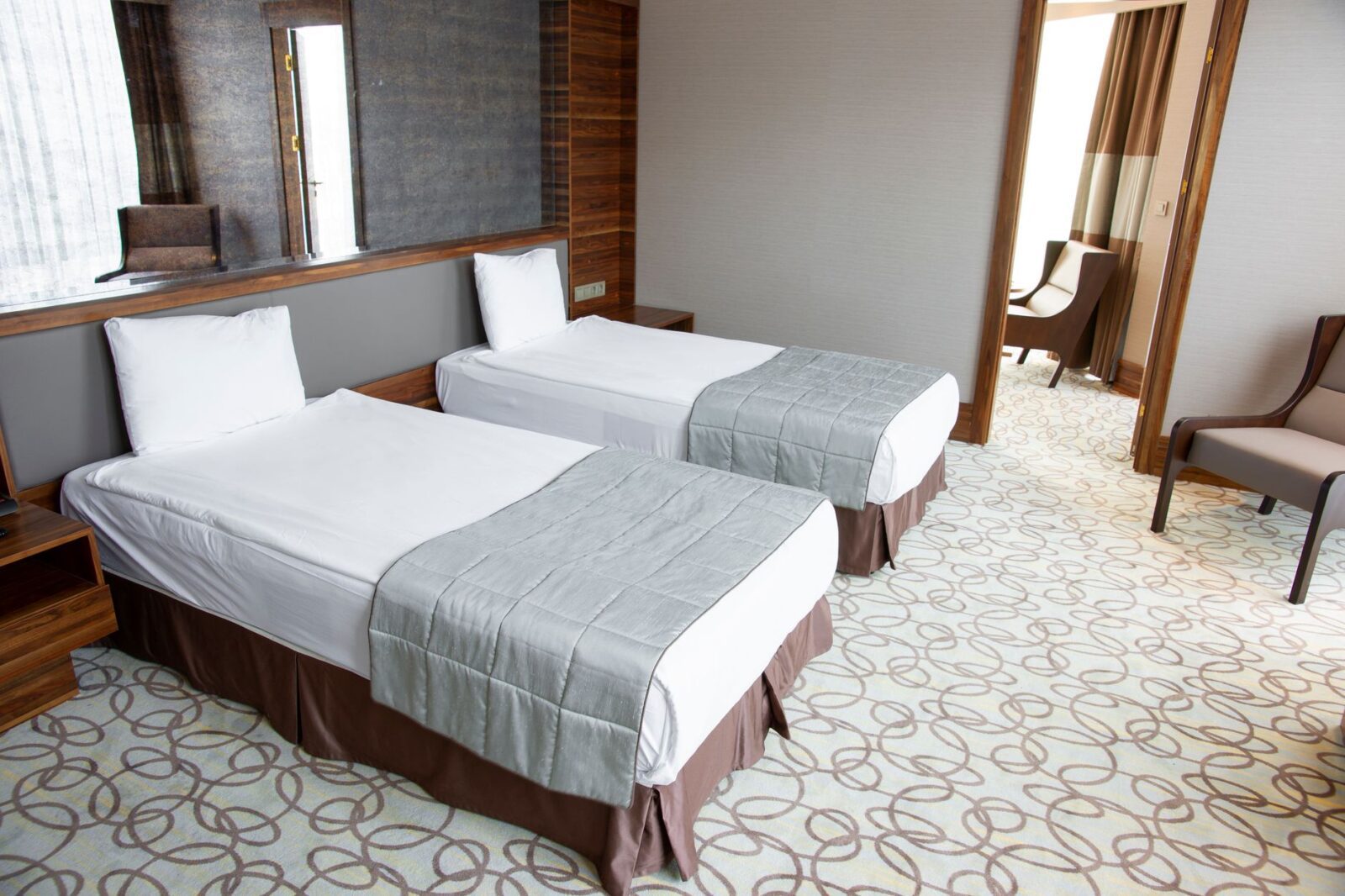 Hotels, AI, and Building for Long-Term Economic Value - Photo by Engin Akyurt on Pexels