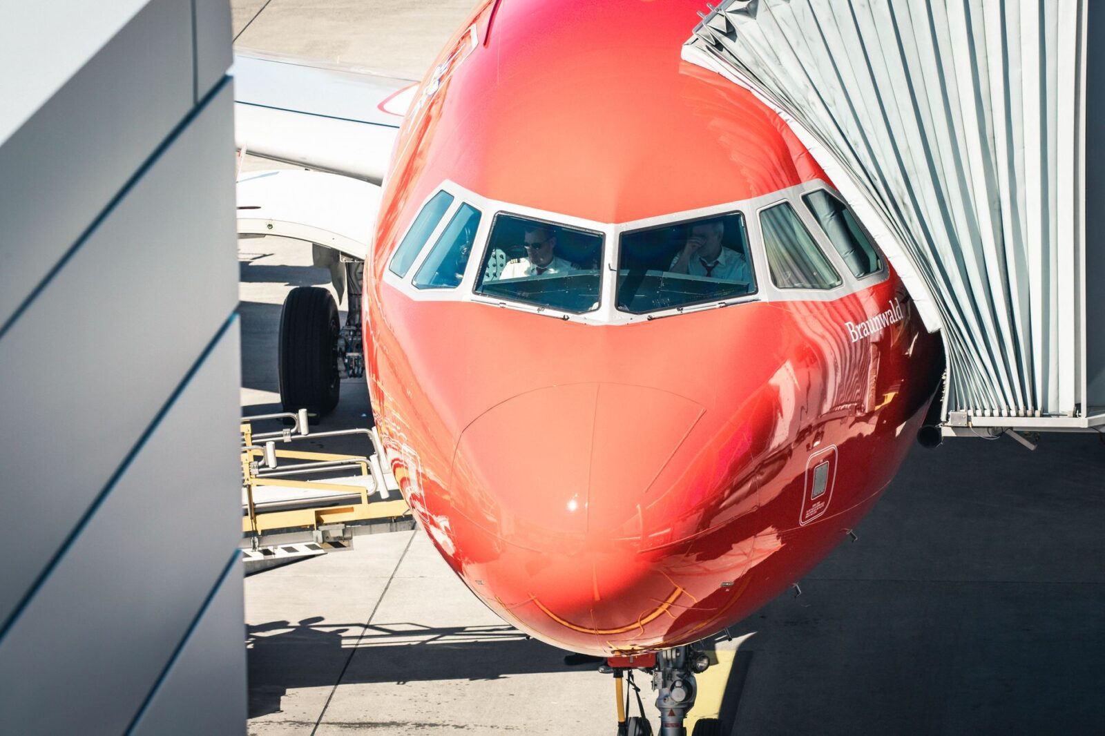 Ultra-Low-Cost Carriers Face Soaring Jet Fuel Costs With No Relief and Little Room to Raise Fares - Photo by Louis on Pexels