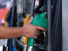 The Government of Canada extends the federal fuel excise tax relief on gasoline, diesel and aviation fuels for Canadians - Photo by Engin Akyurt on Pexels