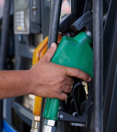 The Government of Canada extends the federal fuel excise tax relief on gasoline, diesel and aviation fuels for Canadians - Photo by Engin Akyurt on Pexels