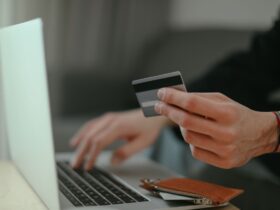 Monthly checklist: Credit card perks and benefits you should be using in October - Photo by Cup of Couple on Pexels