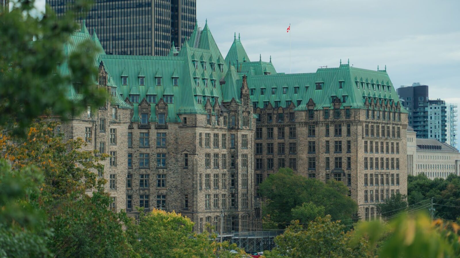 Minister Metlege Diab highlights new Productivity Mega Deduction to help businesses invest, grow, and create jobs in Canada - Photo by Tobi Babalola on Pexels