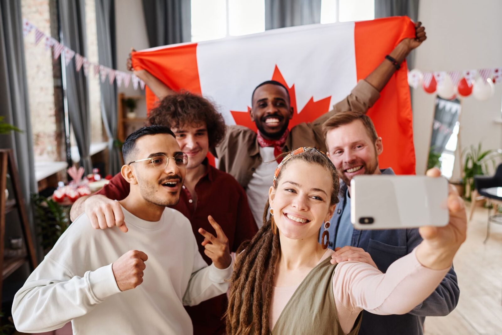 Canada is supporting new projects to promote Francophone immigration and strengthen Francophone minority communities - Photo by Cedric Fauntleroy on Pexels