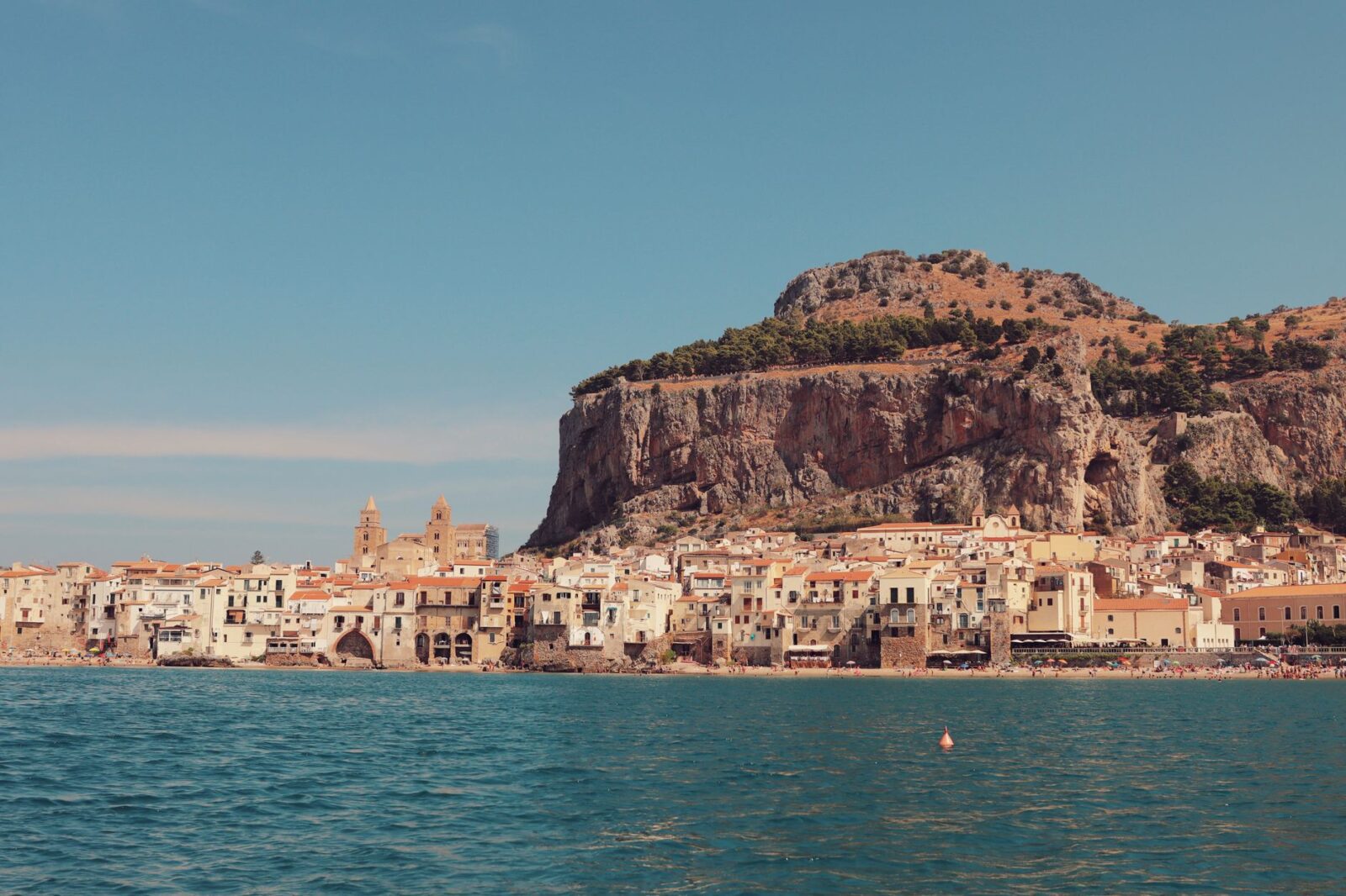 The Top 10 Countries for Retiring Abroad, According to the 2026 Global Retirement Index - Photo by Efrem Efre on Pexels