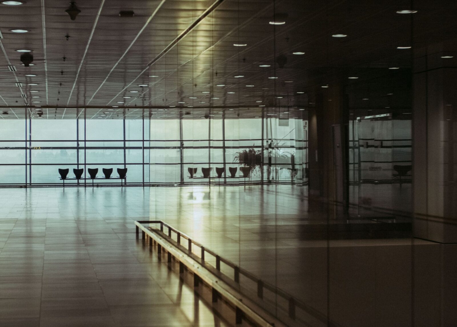 Burbank Airport Is LA's Best-Kept Secret—and It Just Got Even Better - Photo by David Gan on Pexels